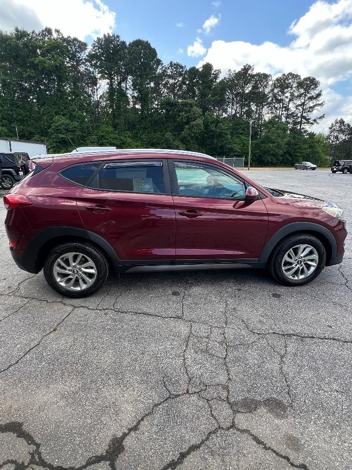 Hyundai Tucson FWD 4dr SE w/Beige Int 2016