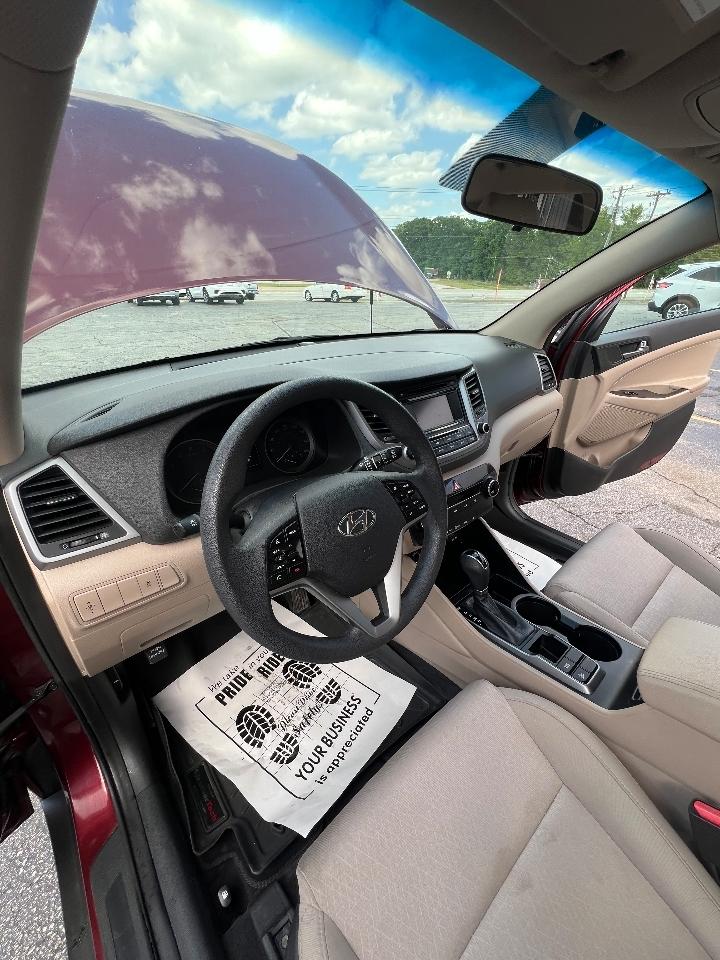 Hyundai Tucson FWD 4dr SE w/Beige Int 2016