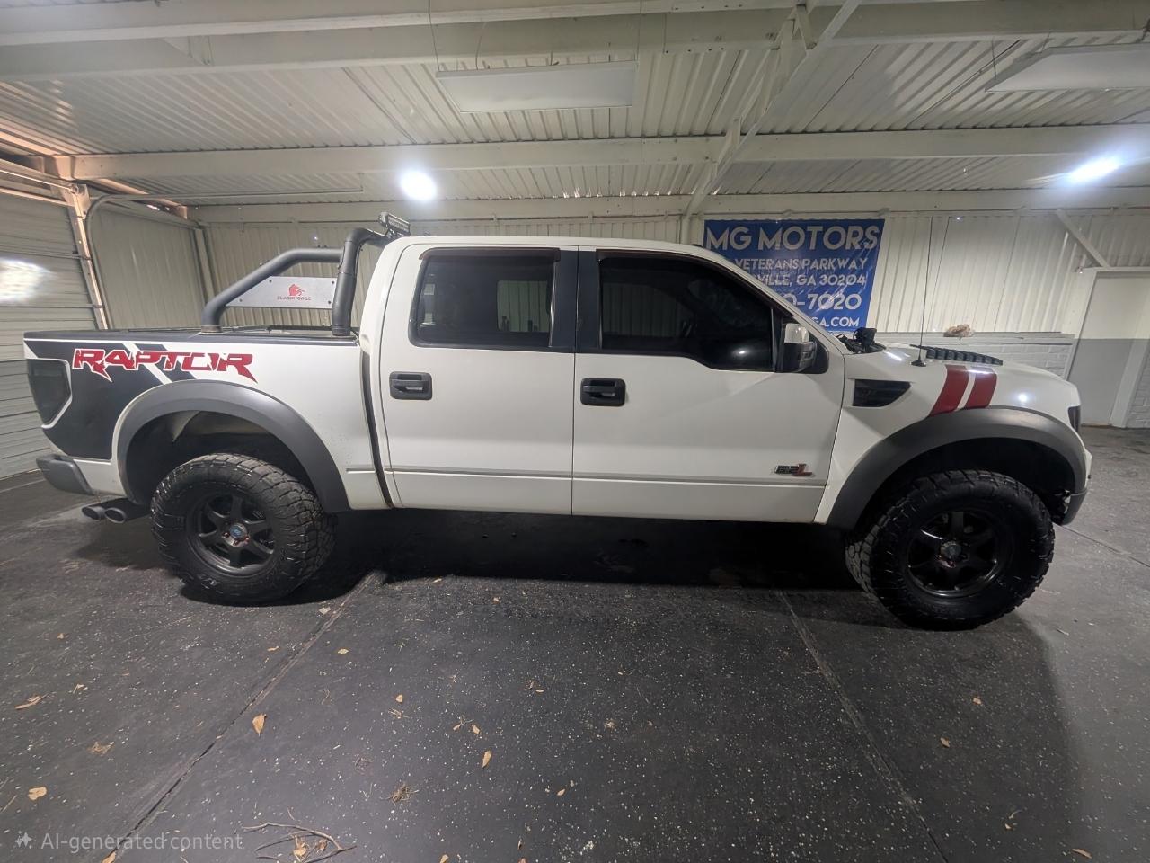 Ford F-150 4WD SuperCrew 145" SVT Raptor 2011