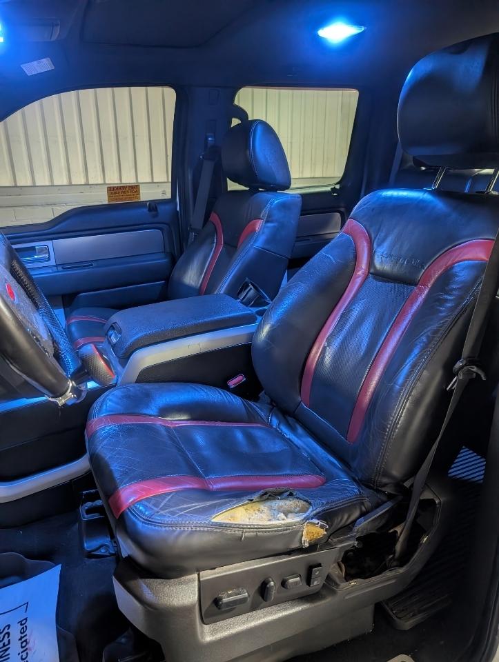 Ford F-150 4WD SuperCrew 145" SVT Raptor 2011