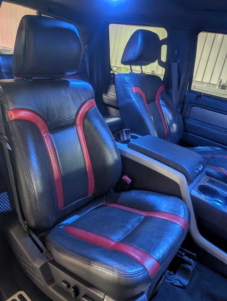 Ford F-150 4WD SuperCrew 145" SVT Raptor 2011