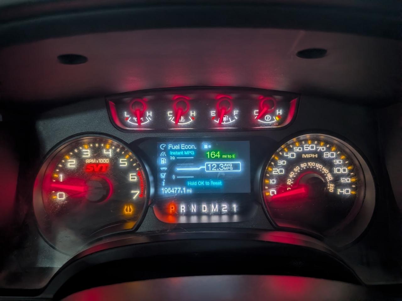 Ford F-150 4WD SuperCrew 145" SVT Raptor 2011