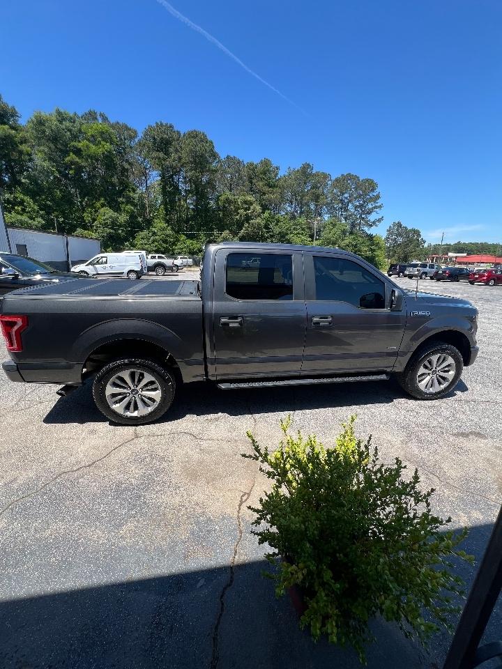 Ford F-150 XL 4WD SuperCrew 5.5' Box 2017