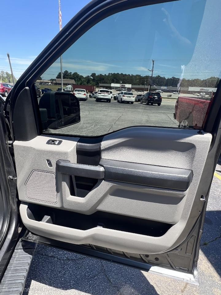 Ford F-150 XL 4WD SuperCrew 5.5' Box 2017