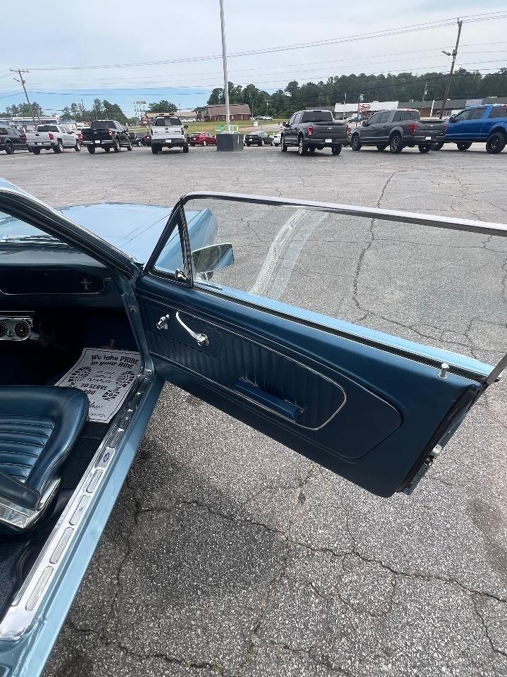 Ford Mustang Base 2D Coupe 1965