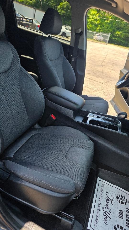 Hyundai Santa Fe SEL 2.4L Auto FWD 2020