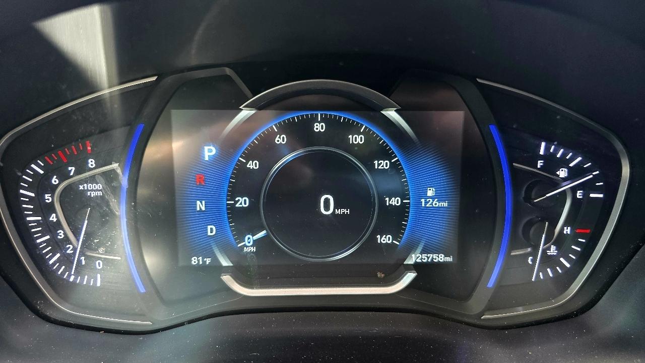 Hyundai Santa Fe SEL 2.4L Auto FWD 2020