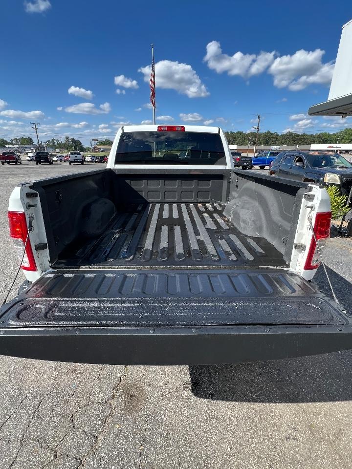RAM 2500 Tradesman 4x4 Crew Cab 6'4" Box 2022
