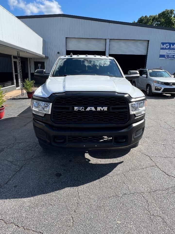 RAM 2500 Tradesman 4x4 Crew Cab 6'4" Box 2022