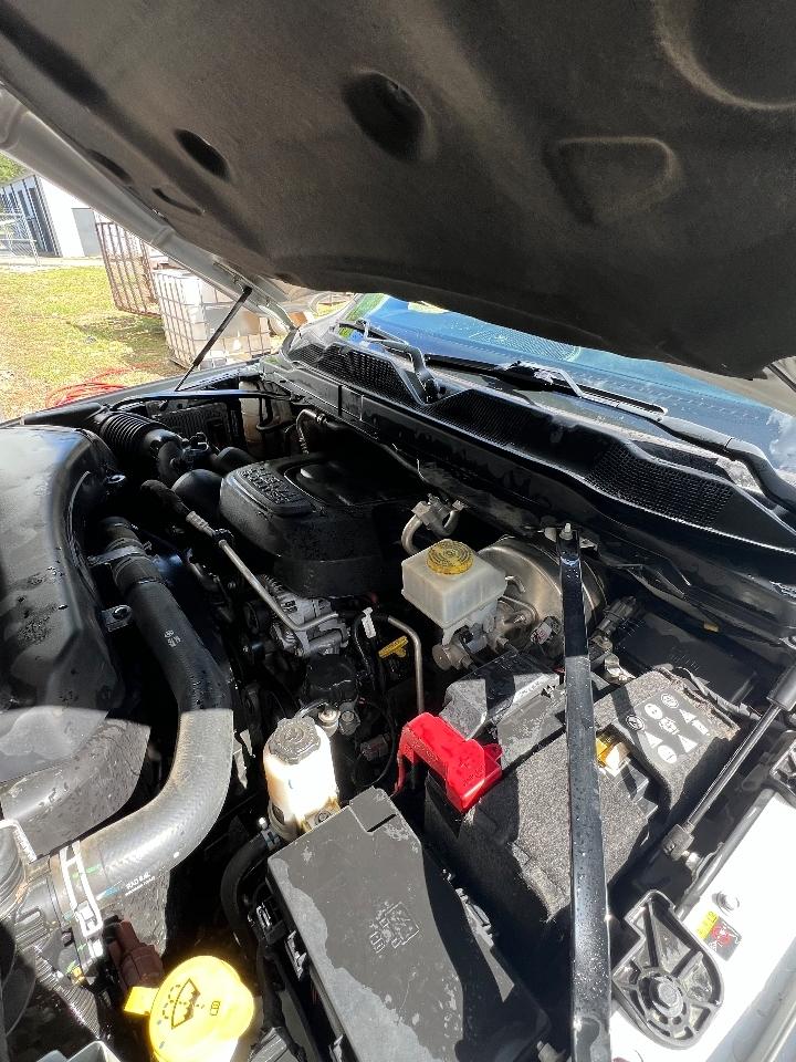 RAM 2500 Tradesman 4x4 Crew Cab 6'4" Box 2022