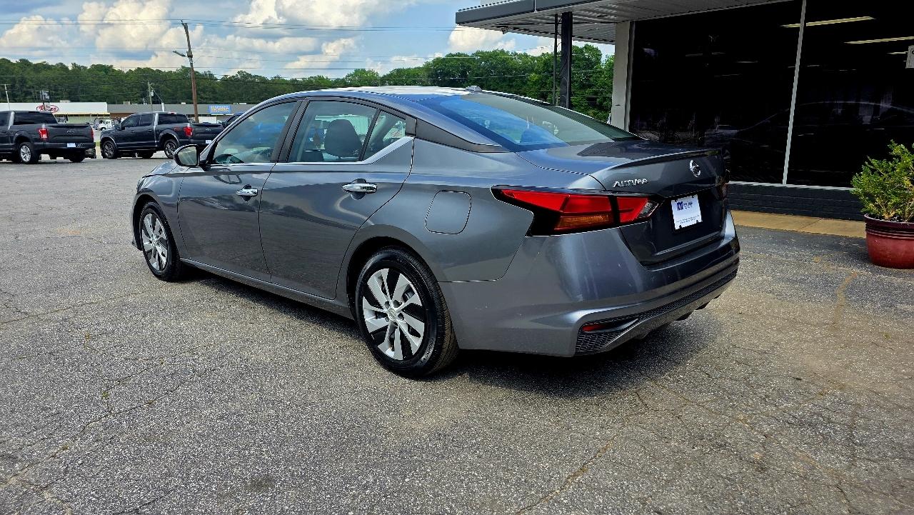 Nissan Altima 2.5 S Sedan 2020