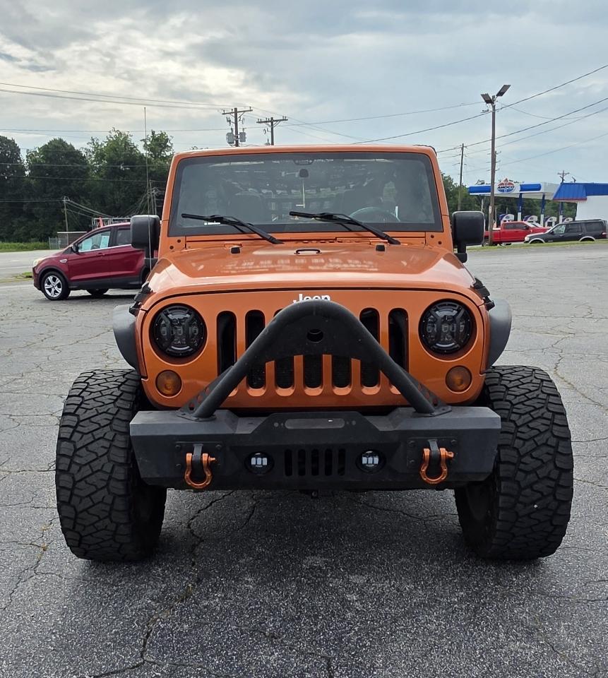 Jeep Wrangler Unlimited 4WD 4dr Sahara 2011