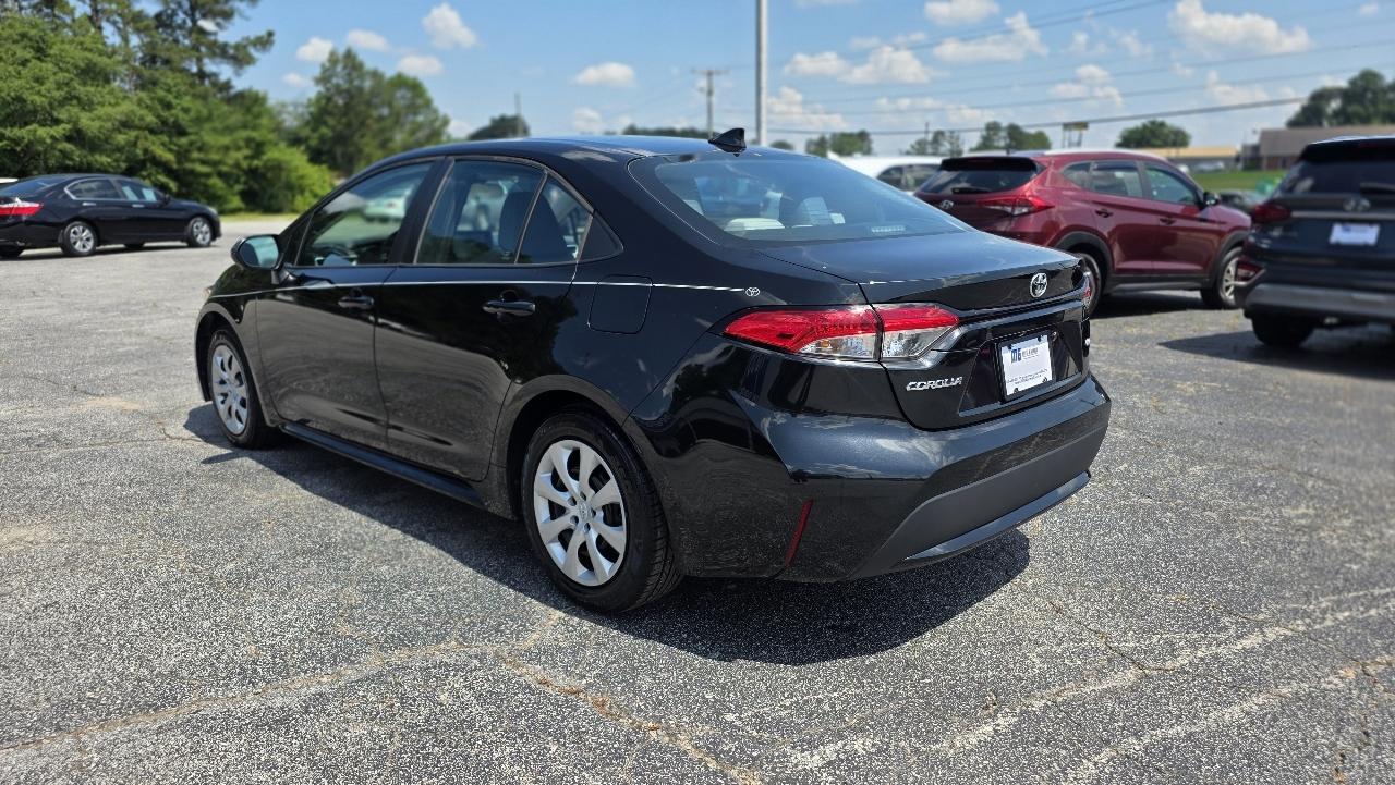 Toyota Corolla LE CVT (Natl) 2022