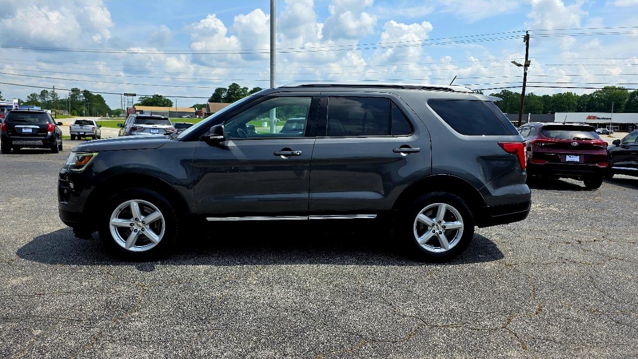 Ford Explorer XLT FWD 2019