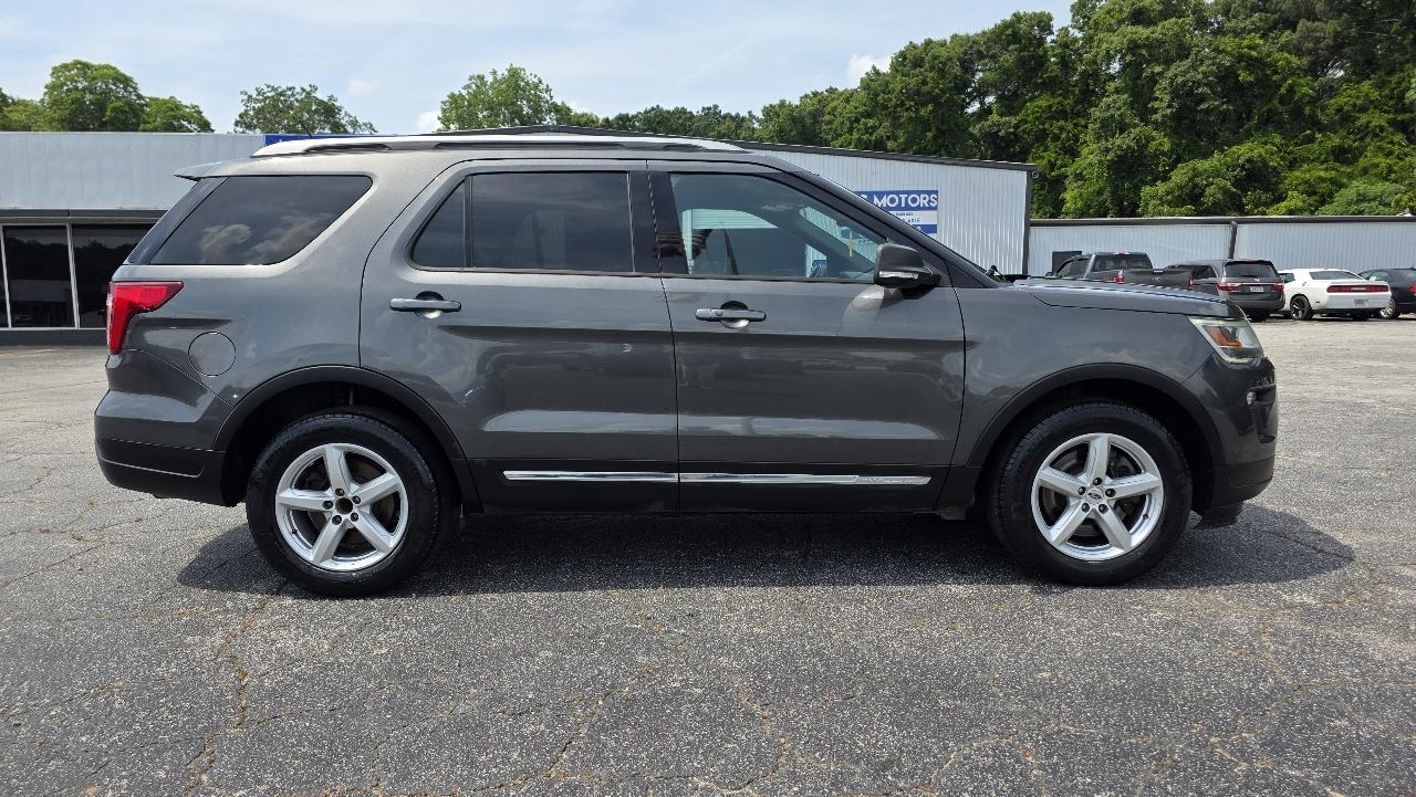 Ford Explorer XLT FWD 2019