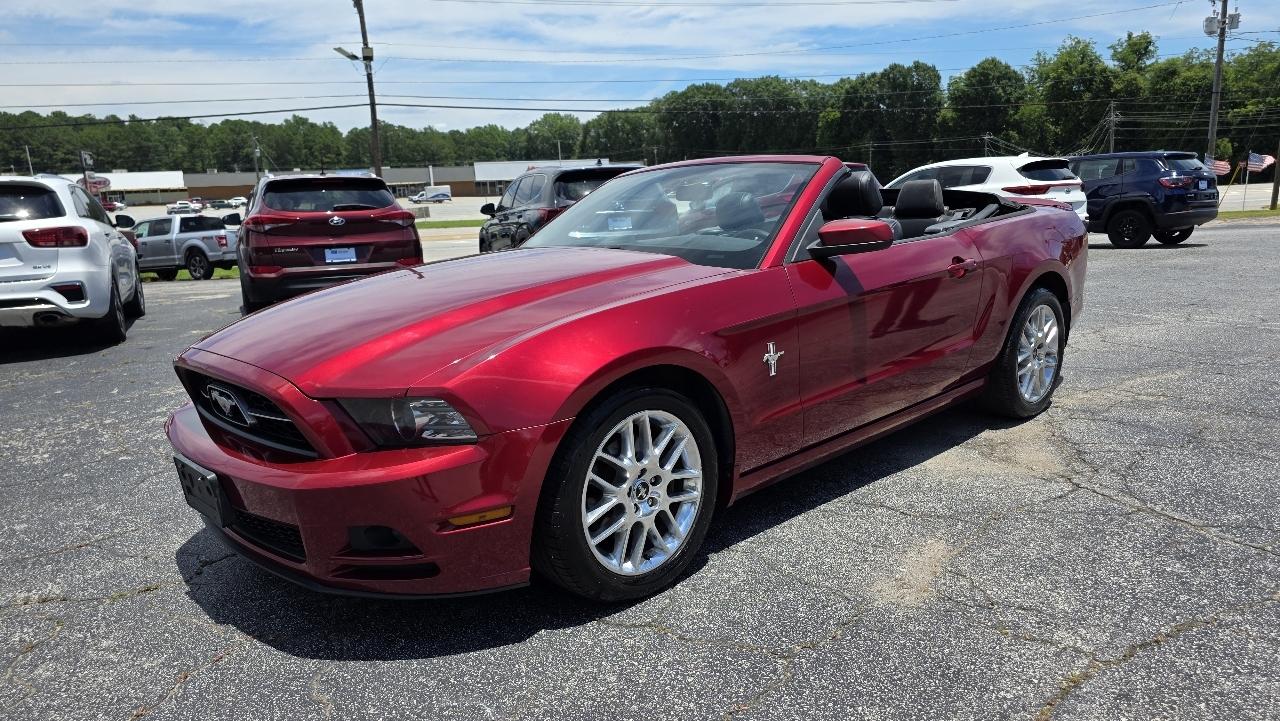 Ford Mustang 2dr Conv V6 2014