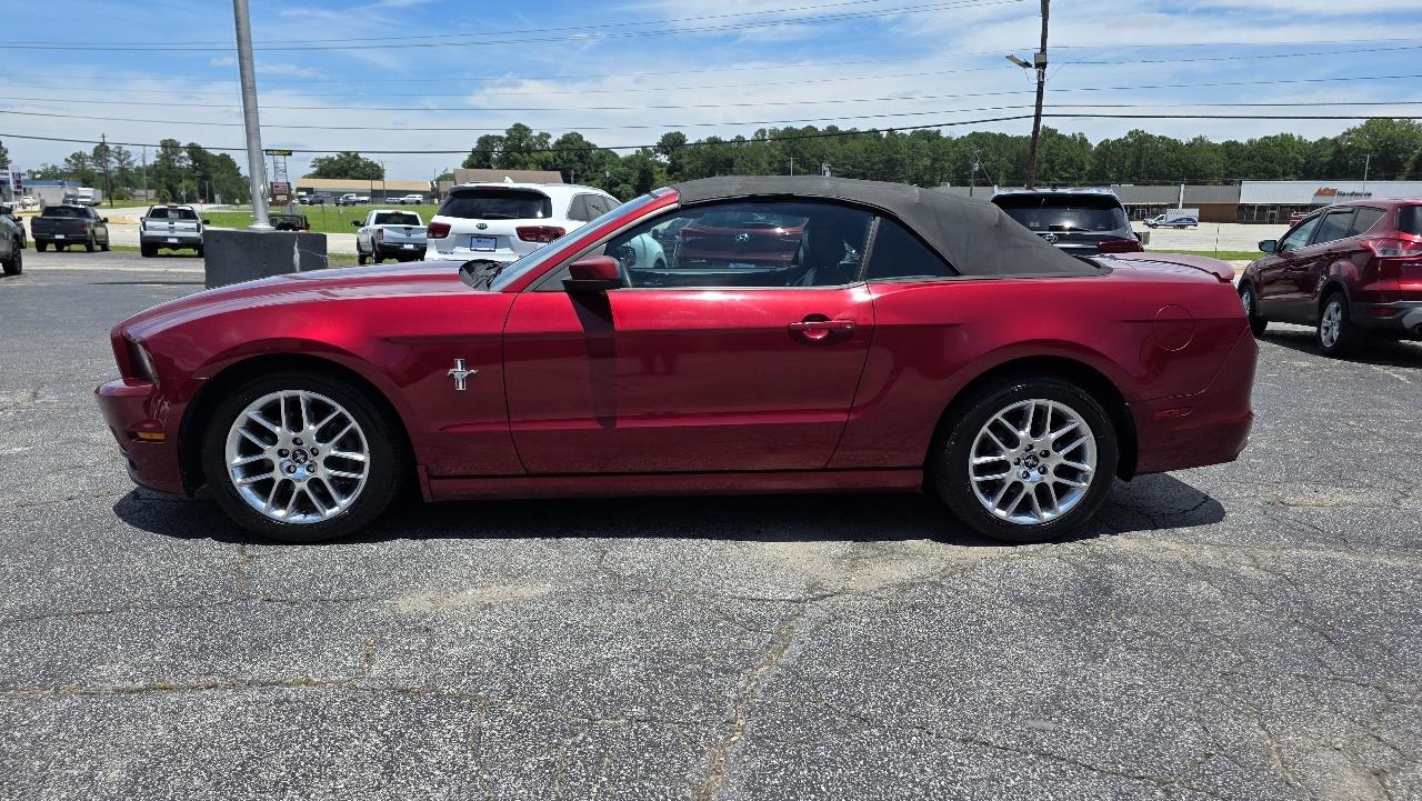 Ford Mustang 2dr Conv V6 2014