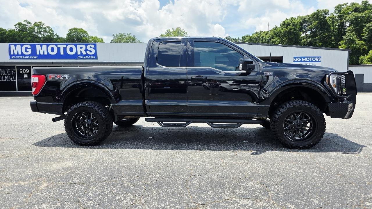 Ford F-150 Lariat 4WD SuperCab 8' Box 2022