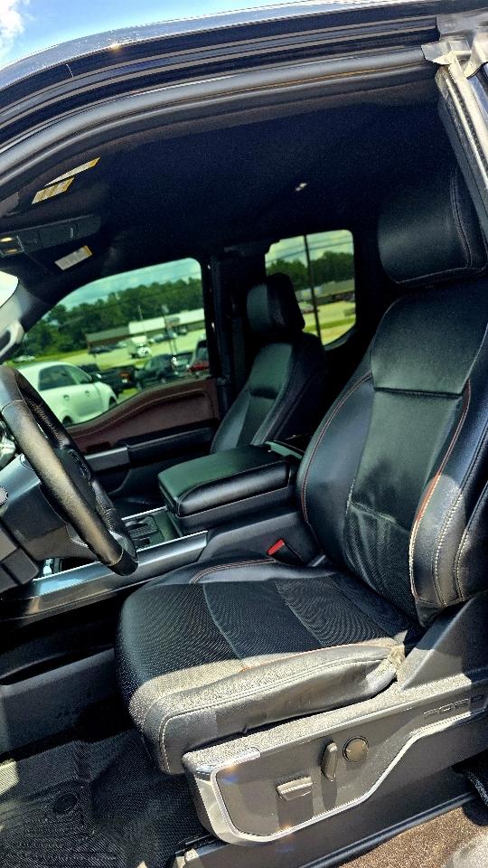 Ford F-150 Lariat 4WD SuperCab 8' Box 2022