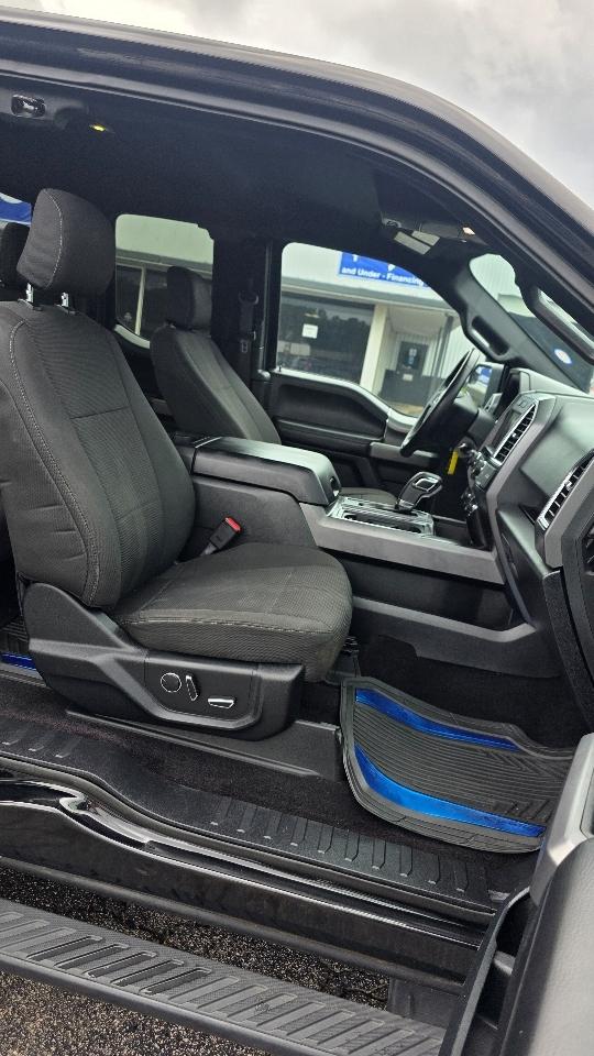 Ford F-150 2WD SuperCab 145" XLT 2015