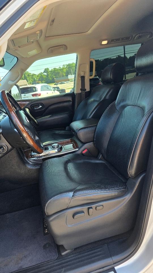 Infiniti QX80 Base 4D SUV 4WD 2019