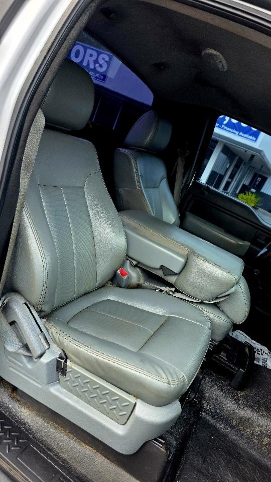Ford F-150 2WD Reg Cab 126" XLT 2012