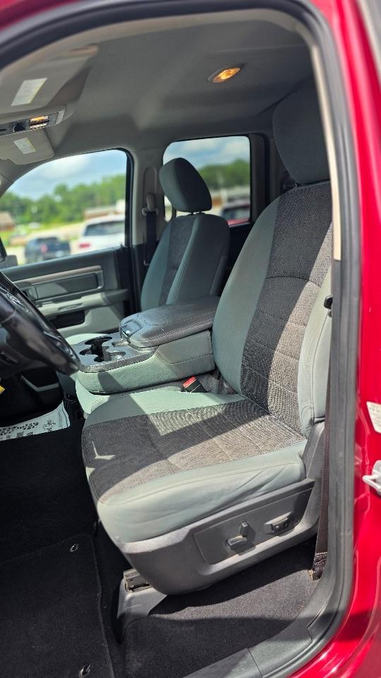 RAM 1500 2WD Quad Cab 140.5" Big Horn 2015
