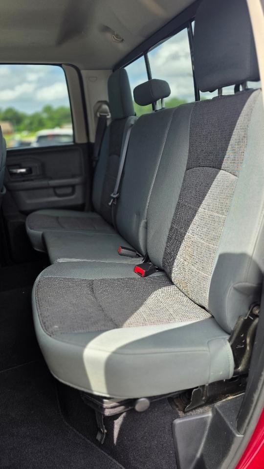 RAM 1500 2WD Quad Cab 140.5" Big Horn 2015