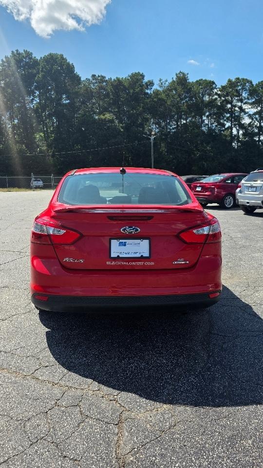 Ford Focus SE Sedan 2014