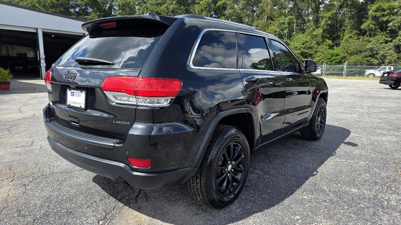 Jeep Grand Cherokee 4WD 4dr Laredo 2015