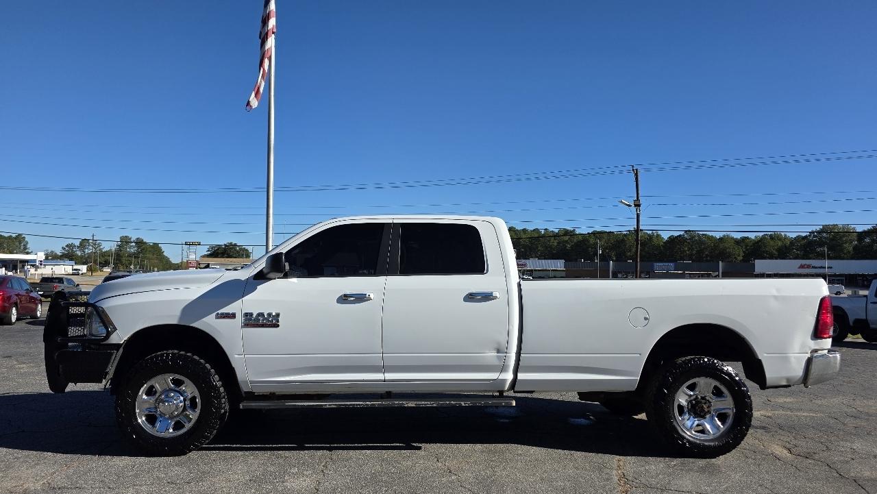 RAM 2500 SLT 4x4 Crew Cab 8' Box 2017
