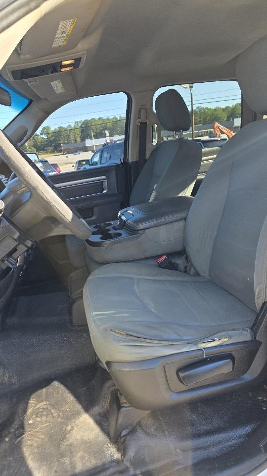 RAM 2500 SLT 4x4 Crew Cab 8' Box 2017