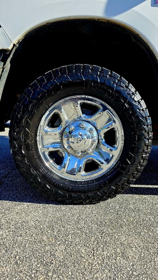RAM 2500 SLT 4x4 Crew Cab 8' Box 2017