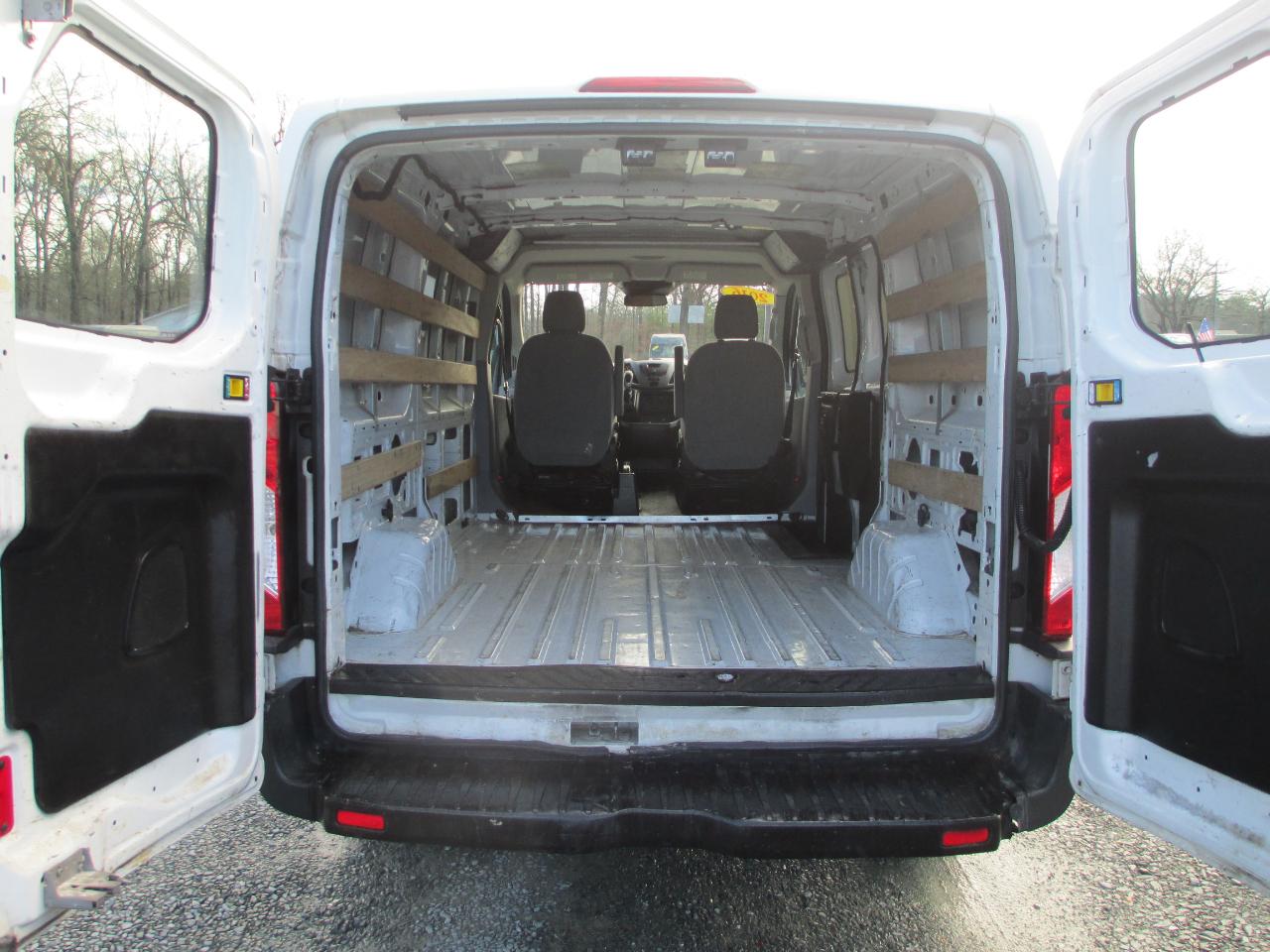 Ford Transit Cargo Van T-250 130" Low Rf 9000 GVWR Swing-Out RH Dr 2016