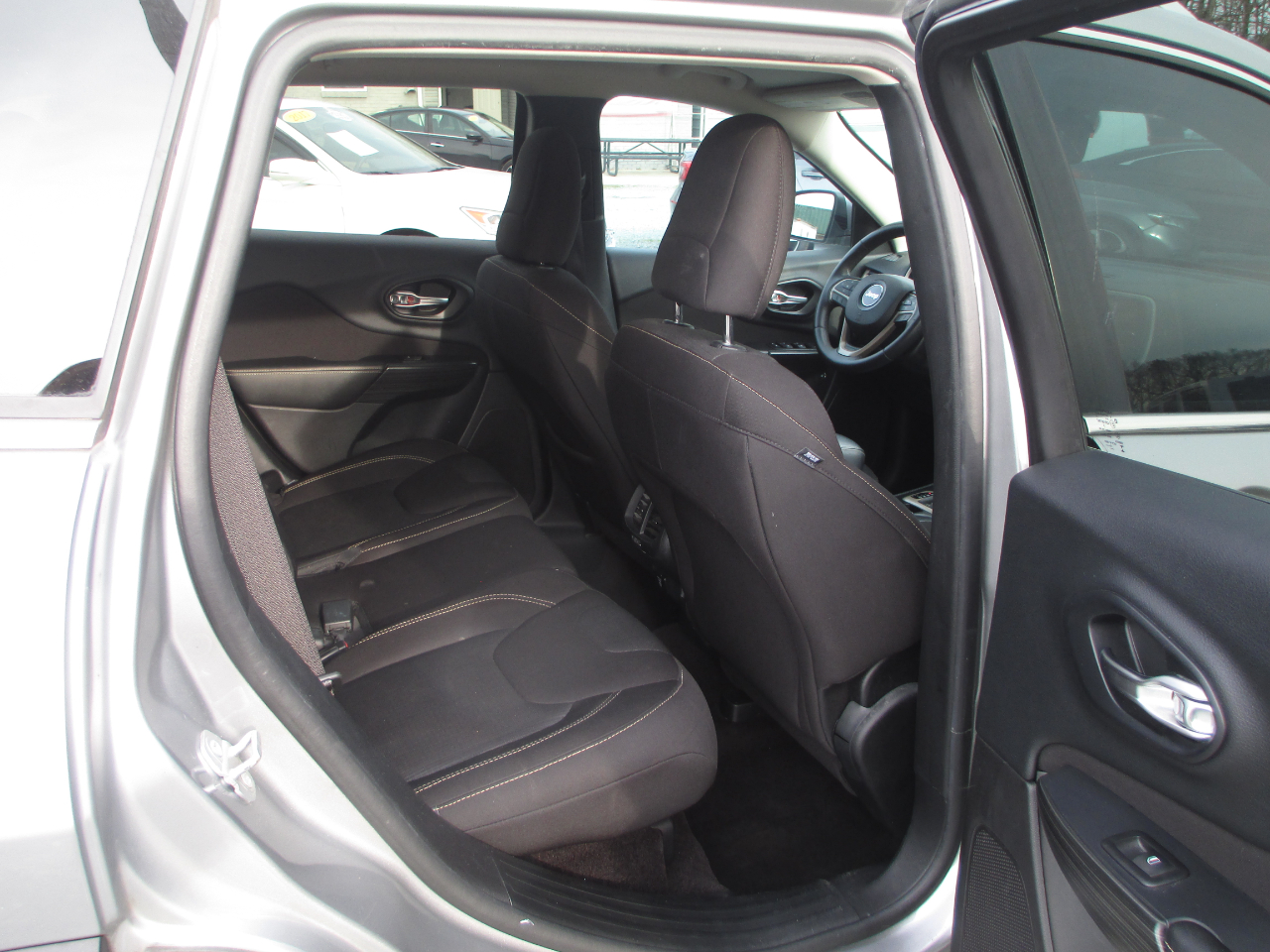 Jeep Cherokee FWD 4dr Latitude 2016