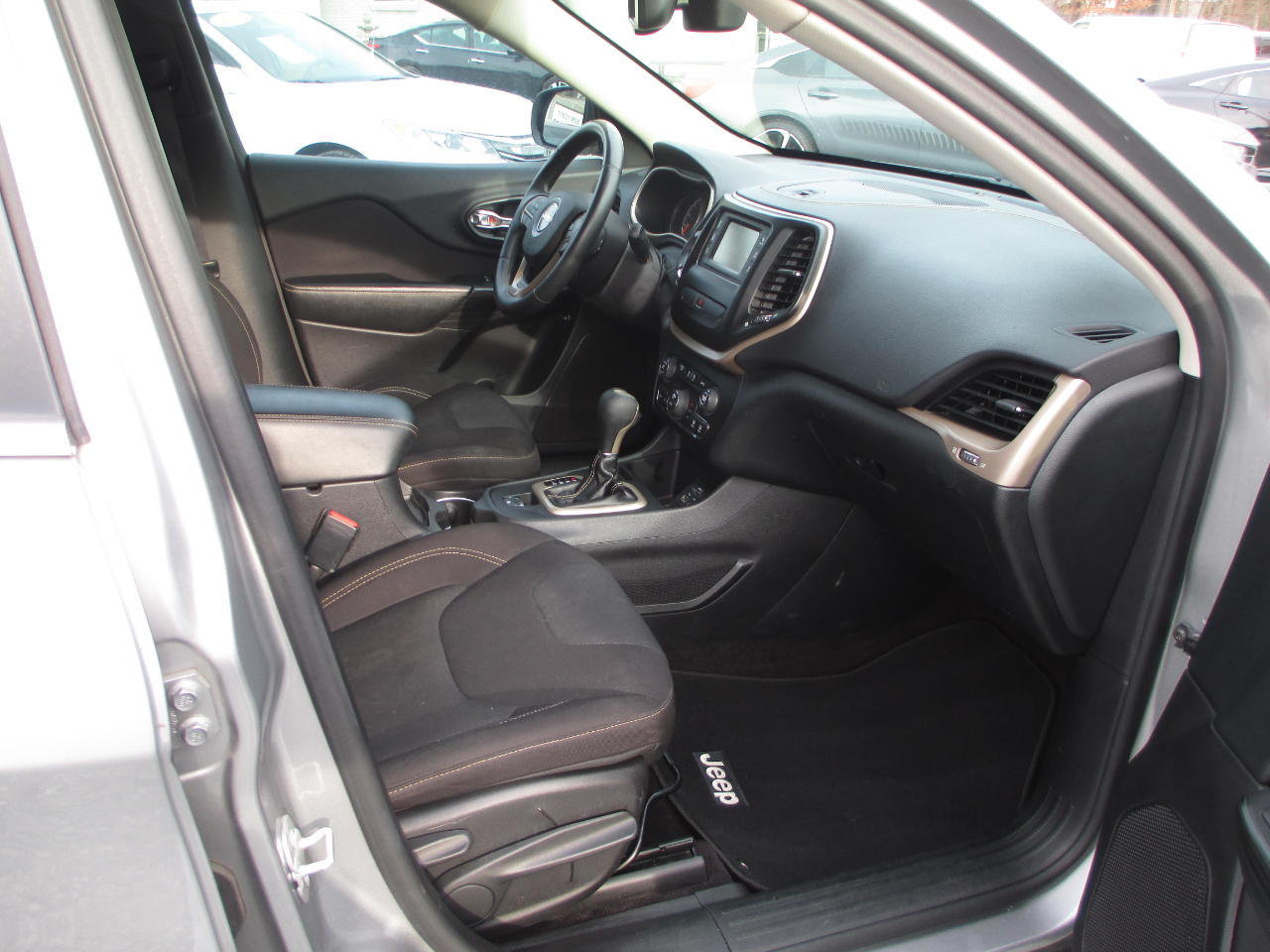 Jeep Cherokee FWD 4dr Latitude 2016