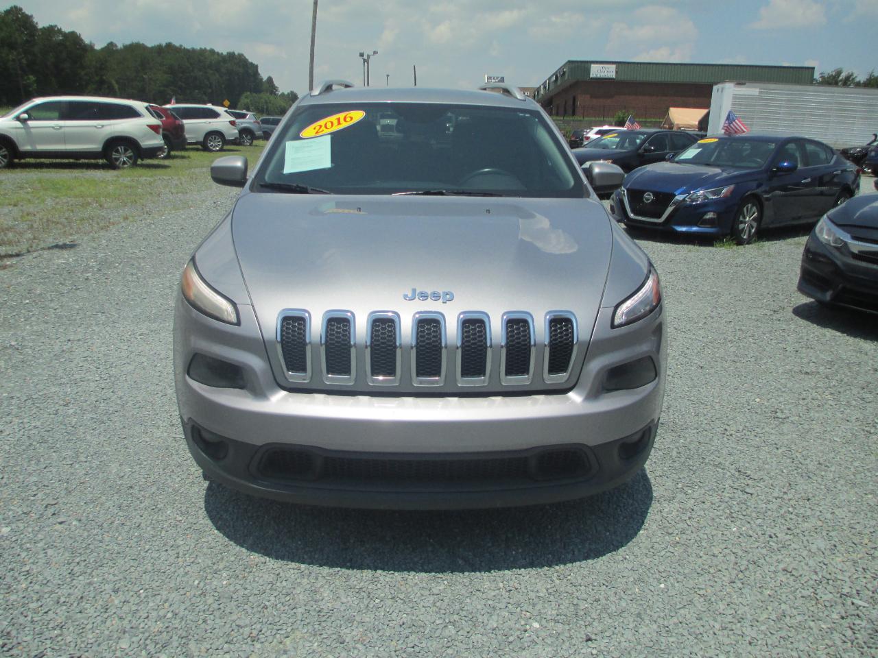 Jeep Cherokee FWD 4dr Latitude 2016