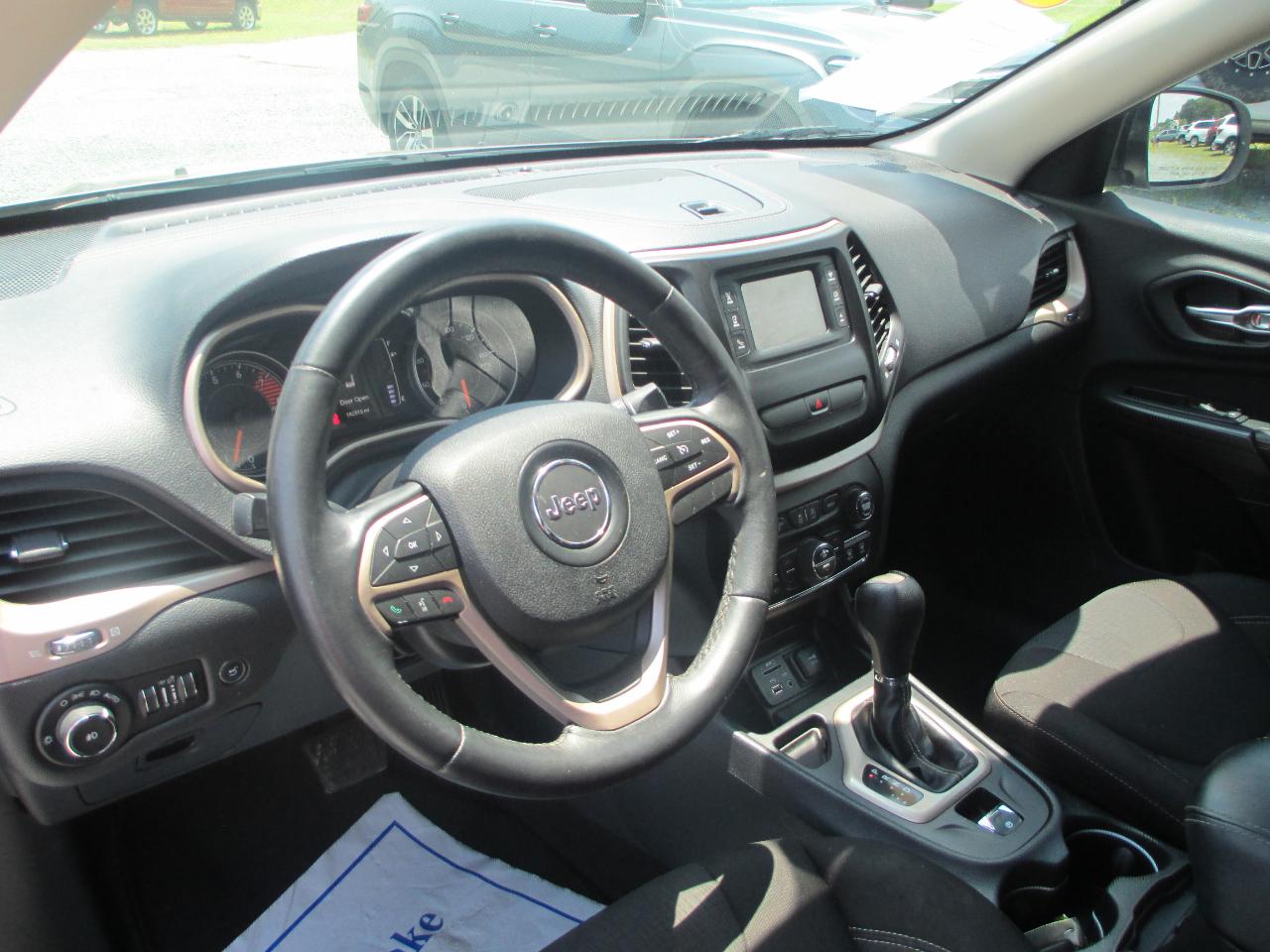 Jeep Cherokee FWD 4dr Latitude 2016
