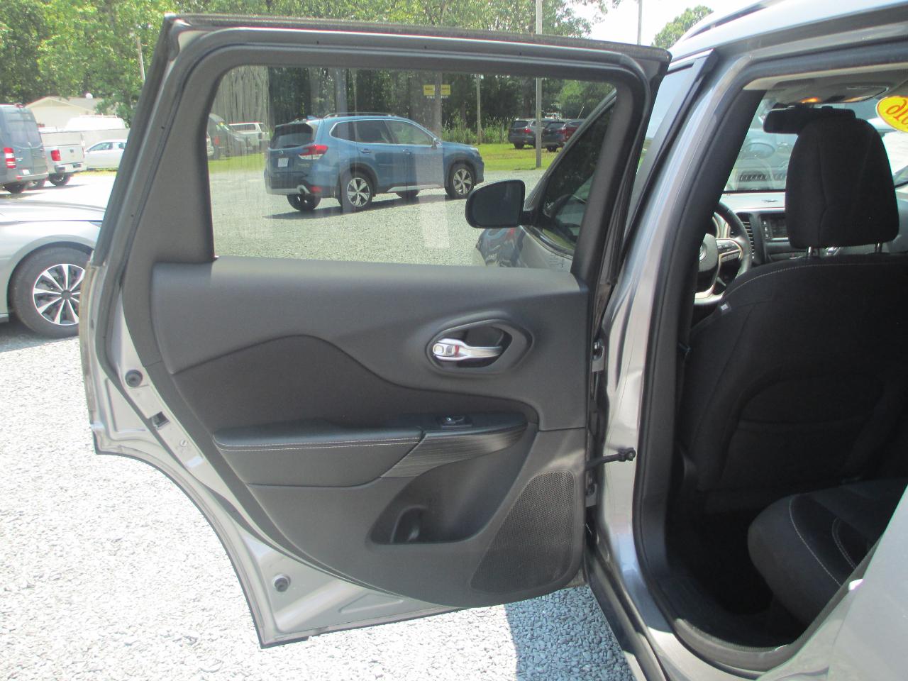 Jeep Cherokee FWD 4dr Latitude 2016