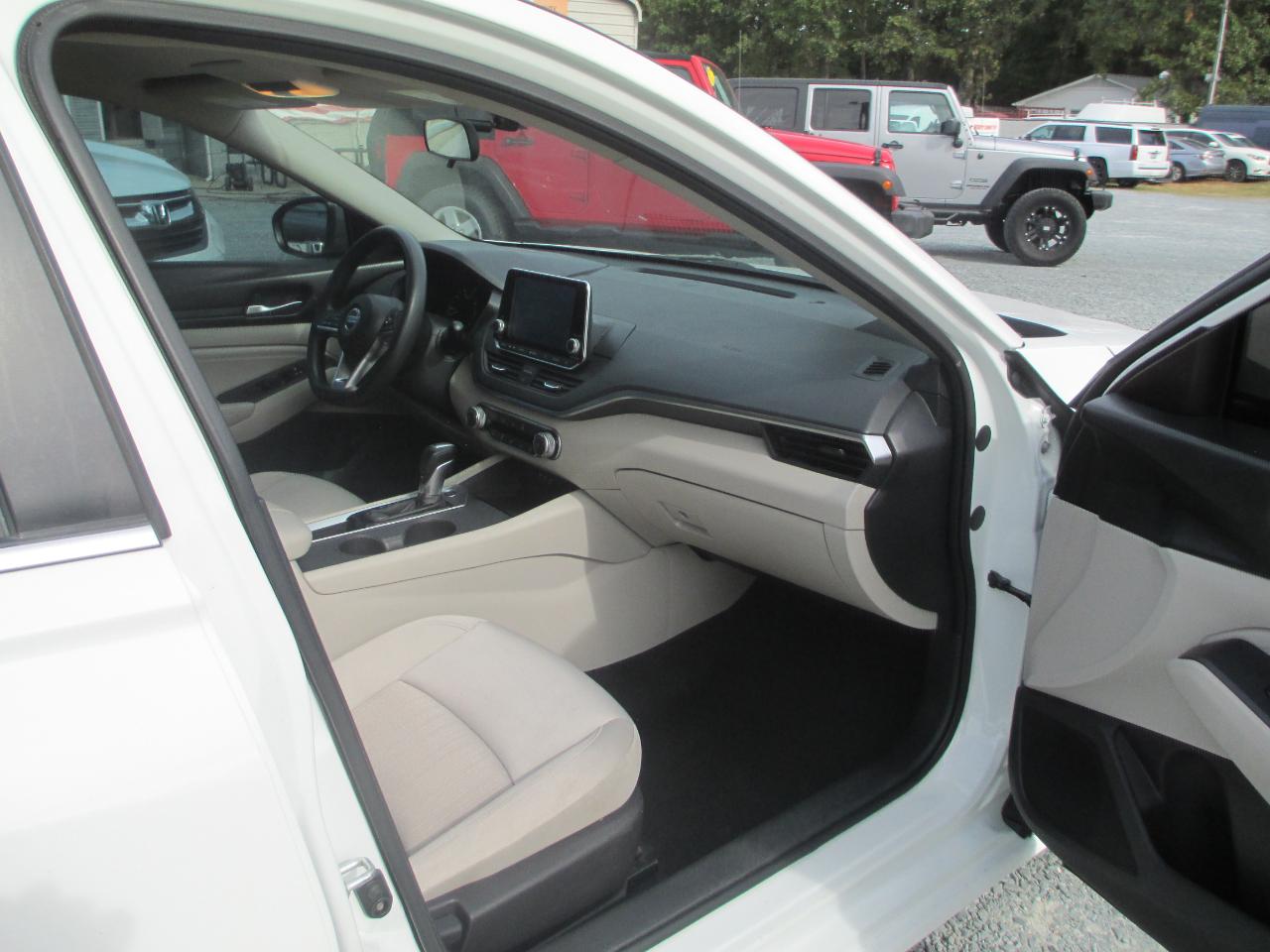 Nissan Altima 2.5 S Sedan 2019