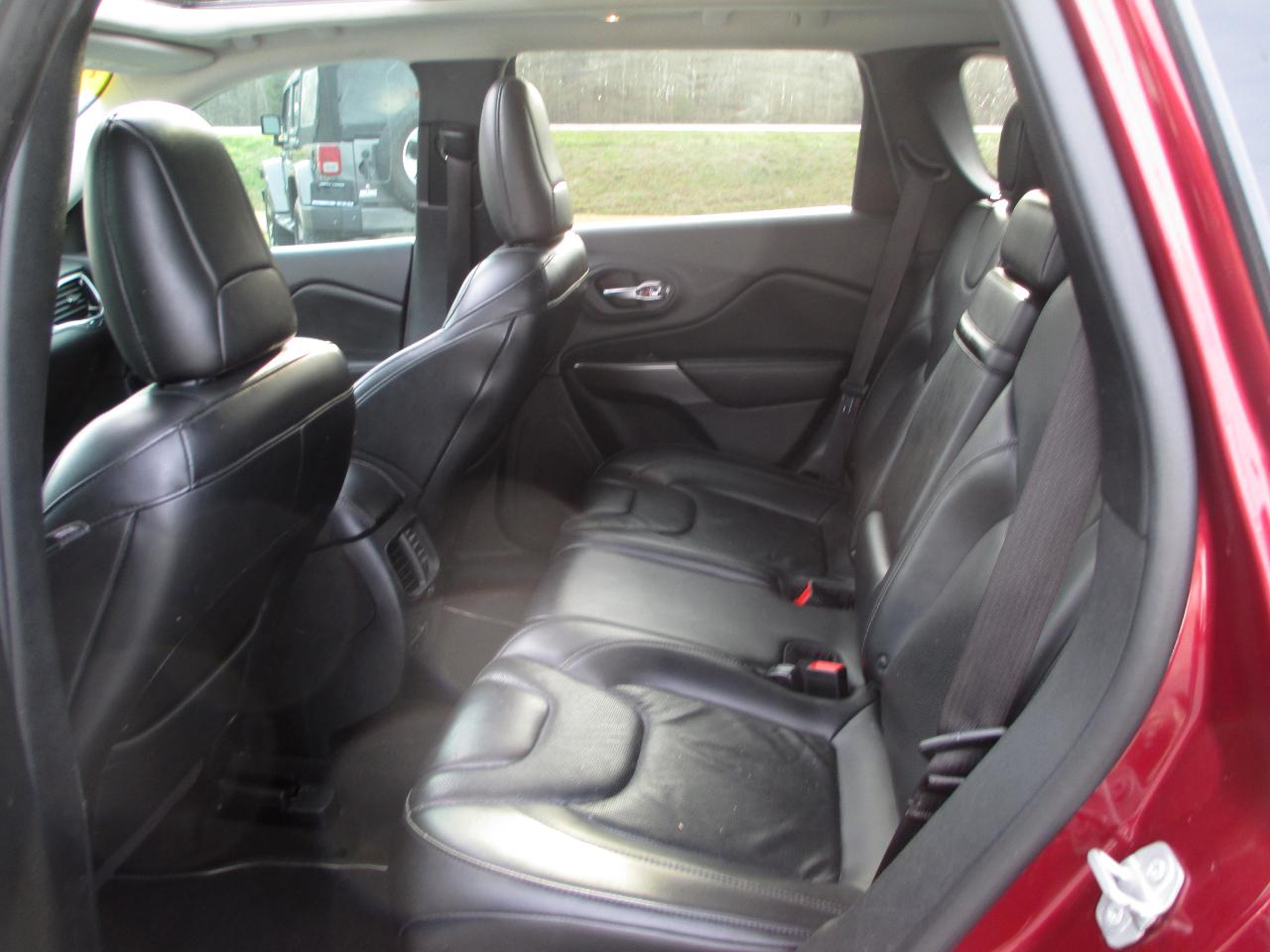 Jeep Cherokee Latitude FWD 2019