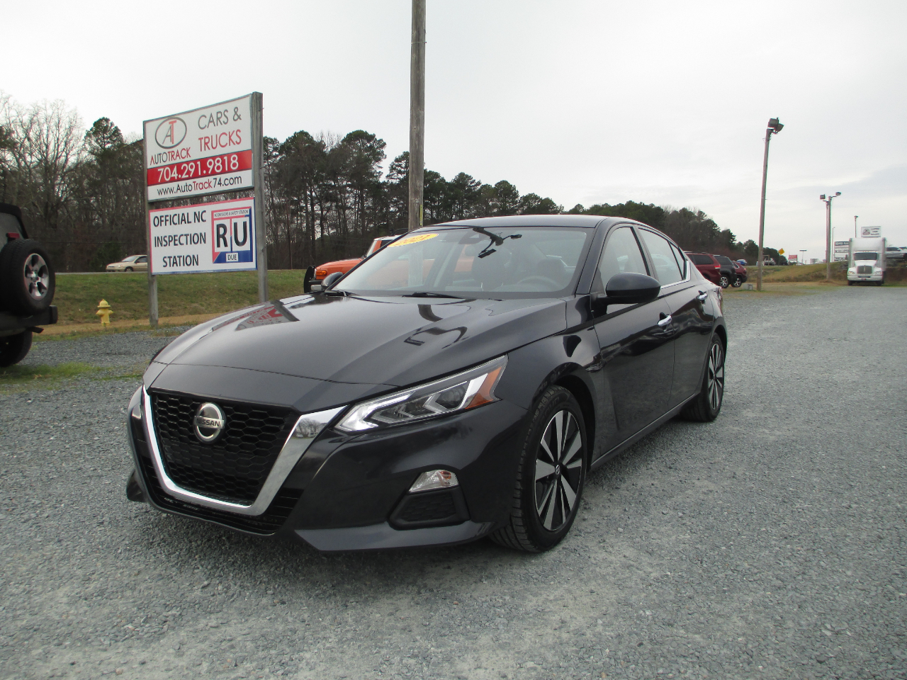 Nissan Altima 2.5 SV Sedan 2021