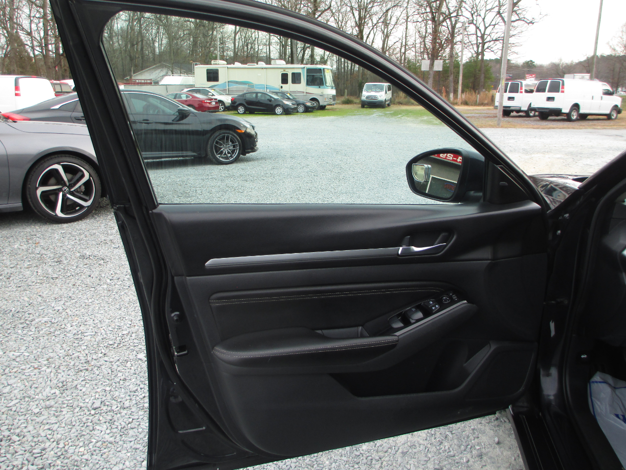 Nissan Altima 2.5 SV Sedan 2021