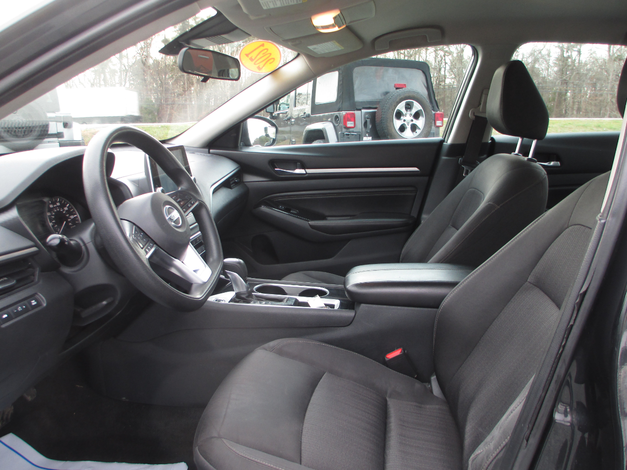 Nissan Altima 2.5 SV Sedan 2021