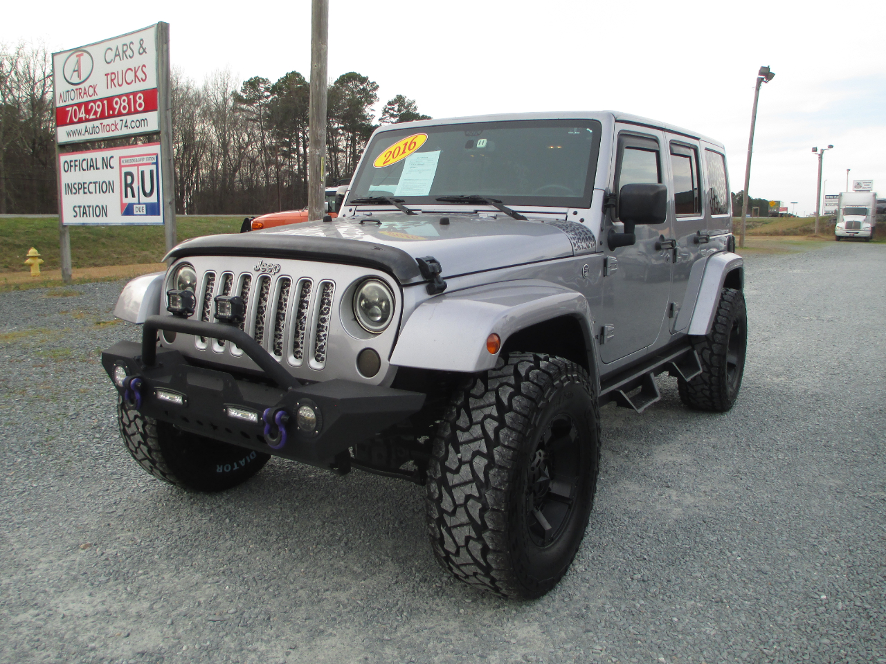 Jeep Wrangler Unlimited 4WD 4dr Sahara 2016