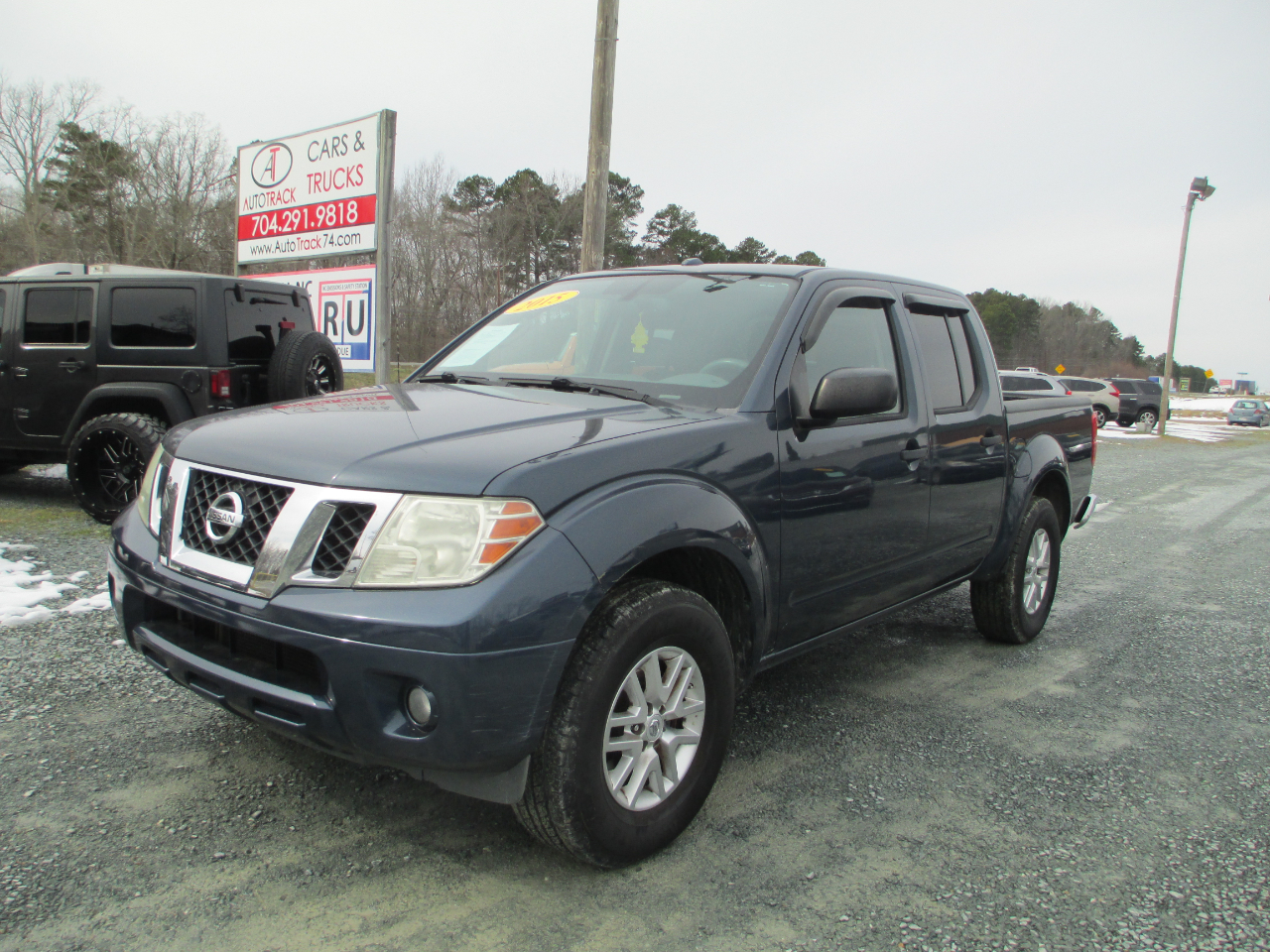 Nissan Frontier 2WD Crew Cab SWB Auto SV 2015
