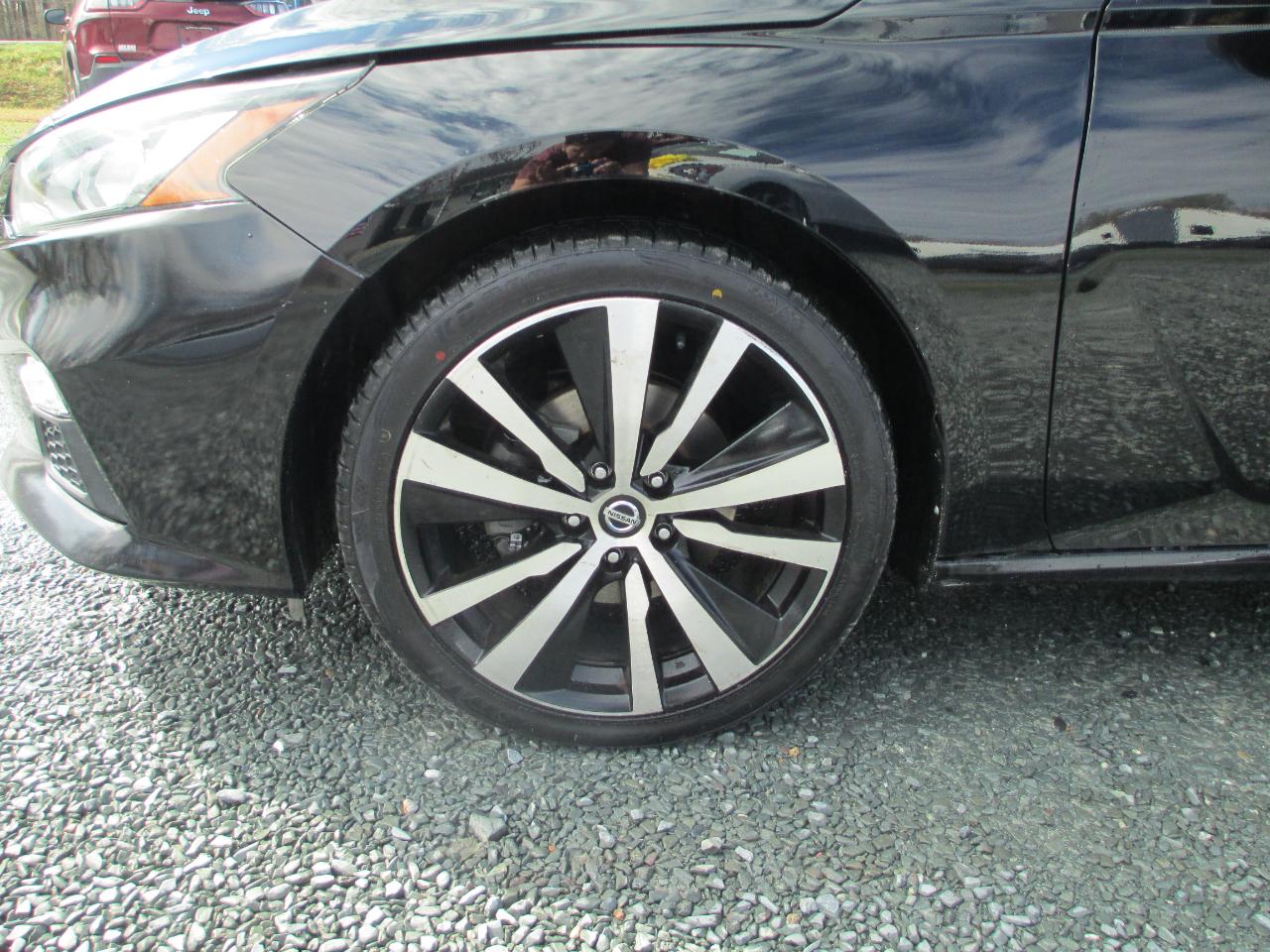 Nissan Altima 2.5 SR AWD Sedan 2020