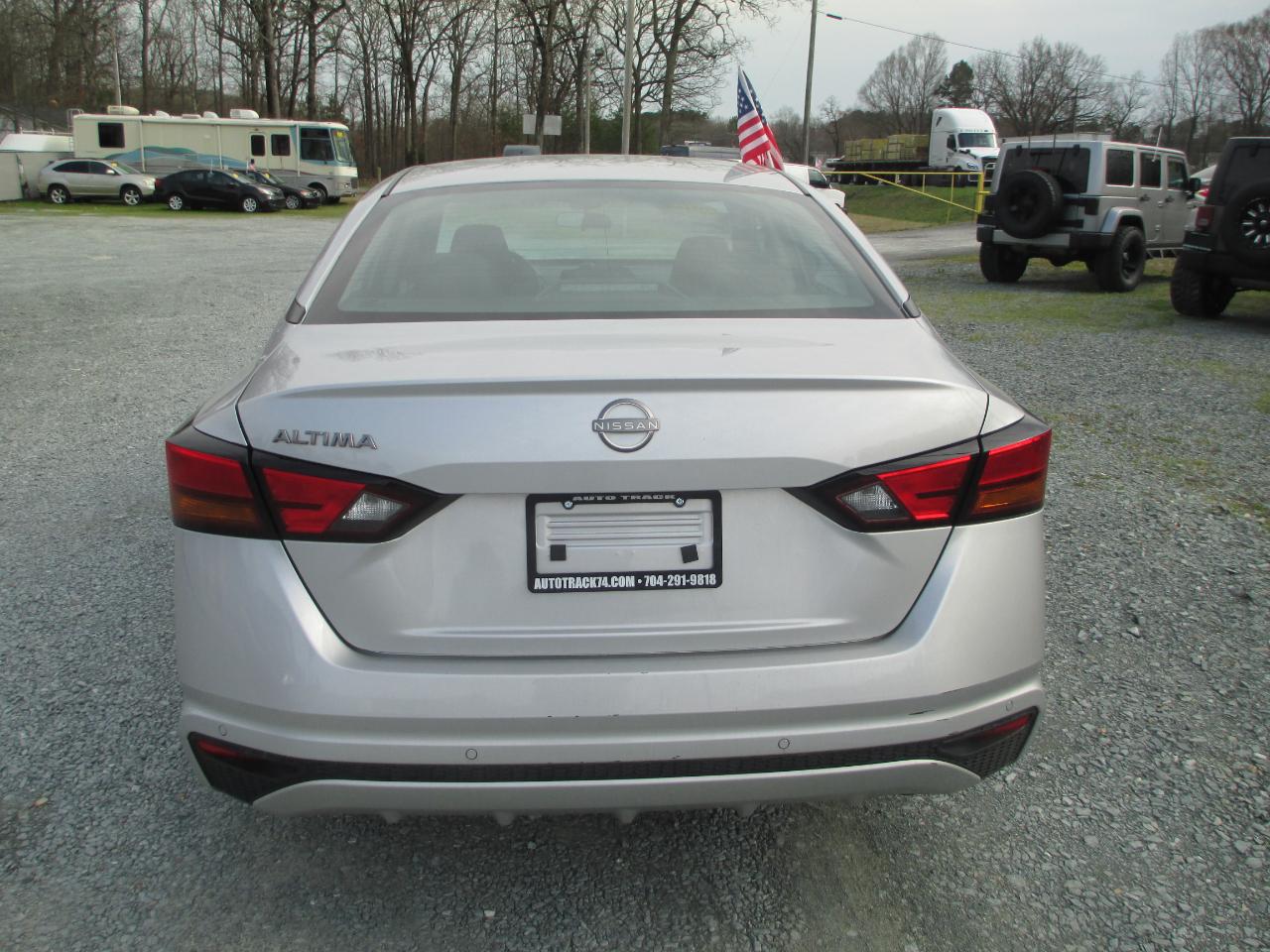 Nissan Altima 2.5 S Sedan 2024