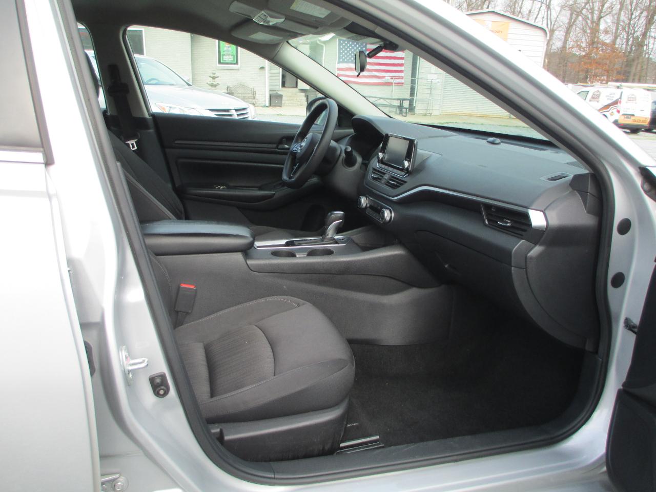 Nissan Altima 2.5 S Sedan 2024