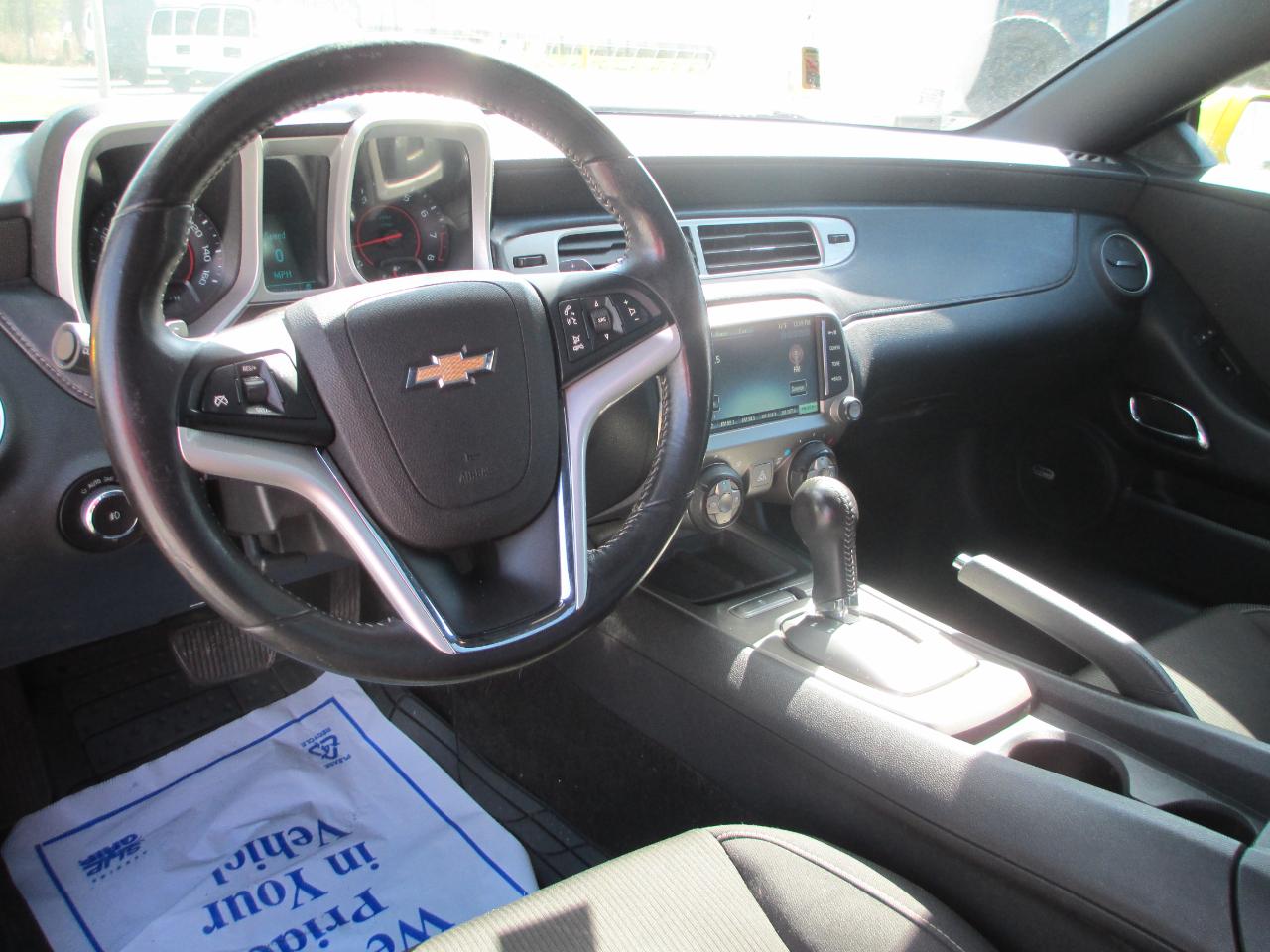 Chevrolet Camaro 2dr Cpe LT w/1LT 2015